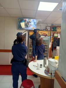 7男女吃霸王餐跑單 餐廳向警方報案