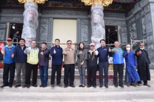 許家村真靈殿合脊典禮 賴峰偉祈願工程順利